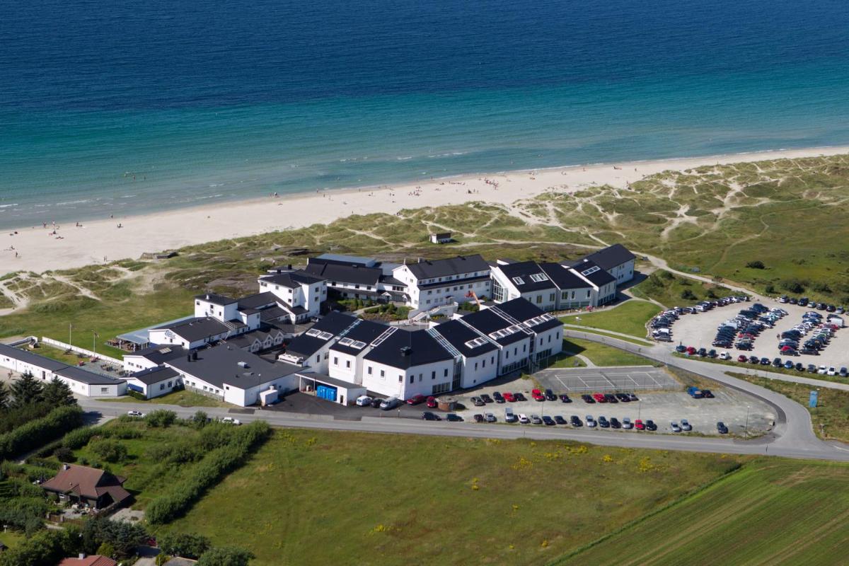 Sola Strand Hotel - Housity