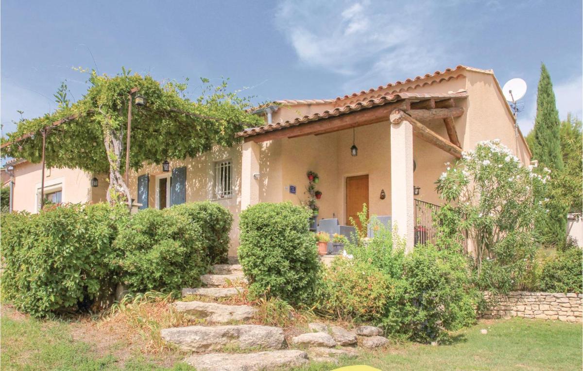 4 Bedroom Beautiful Home In Goult - Housity