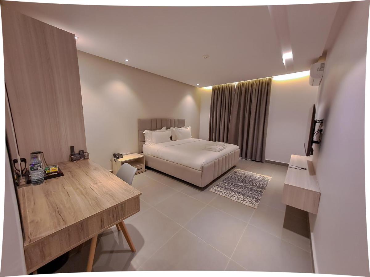 Suitetrails - The Panama - Abuja
