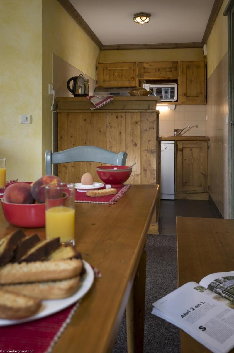 Cuisine ou kitchenette dans l'établissement Résidences Village Montana by Les Etincelles
