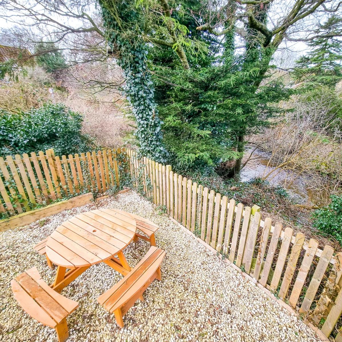 Burnside Cottage - Housity