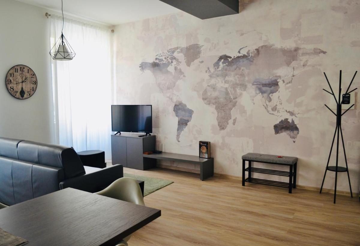 RivApartmentsDowntowN Travel - Housity