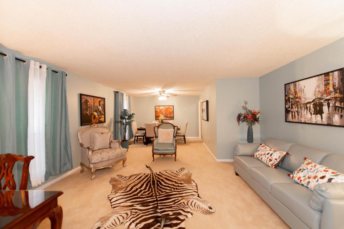 A Pleasant Home for Your Living Pleasure - Housity
