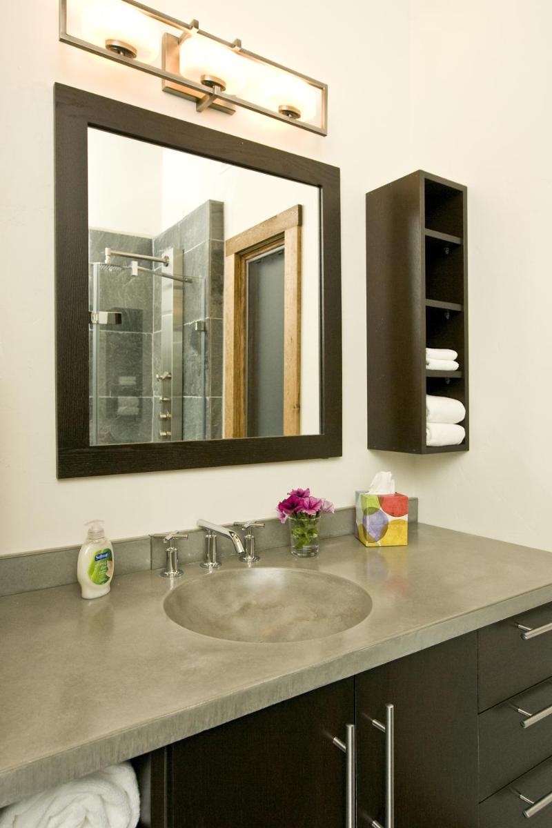 Fireside Resort - Housity