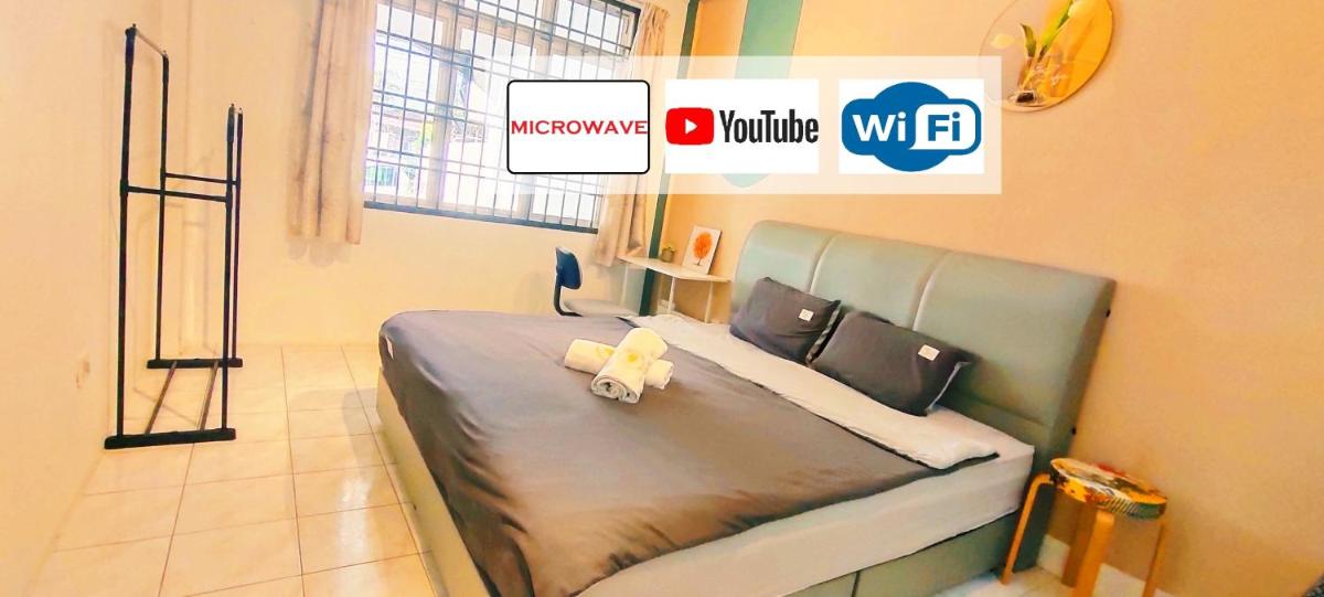 7340 Tmn Putri Kulai 4BR 11pax Single Storey House Near JPO - Housity