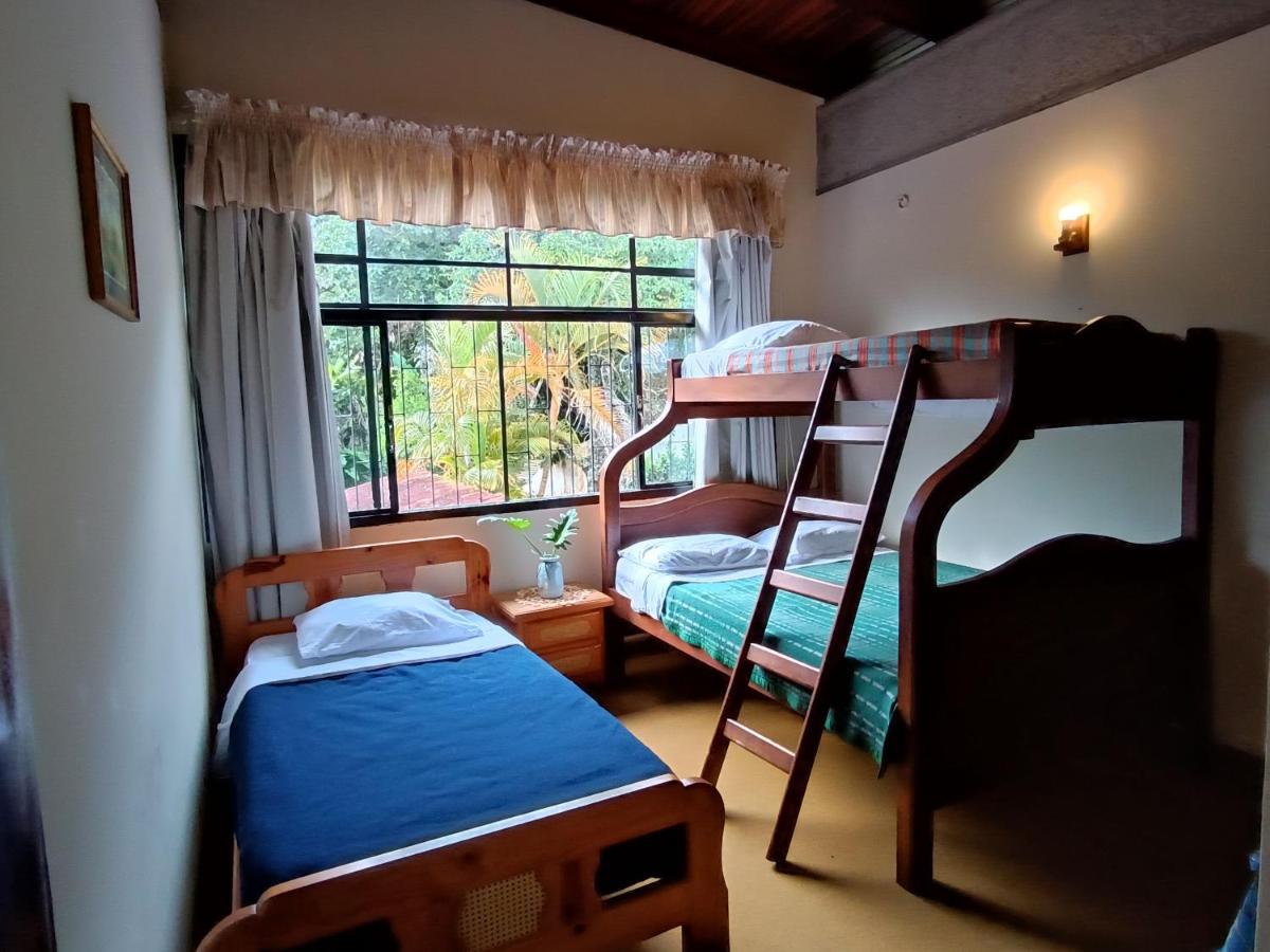 Casa Cumbre Mérida, Espectacular Vista, ubicación y comodidad - Housity