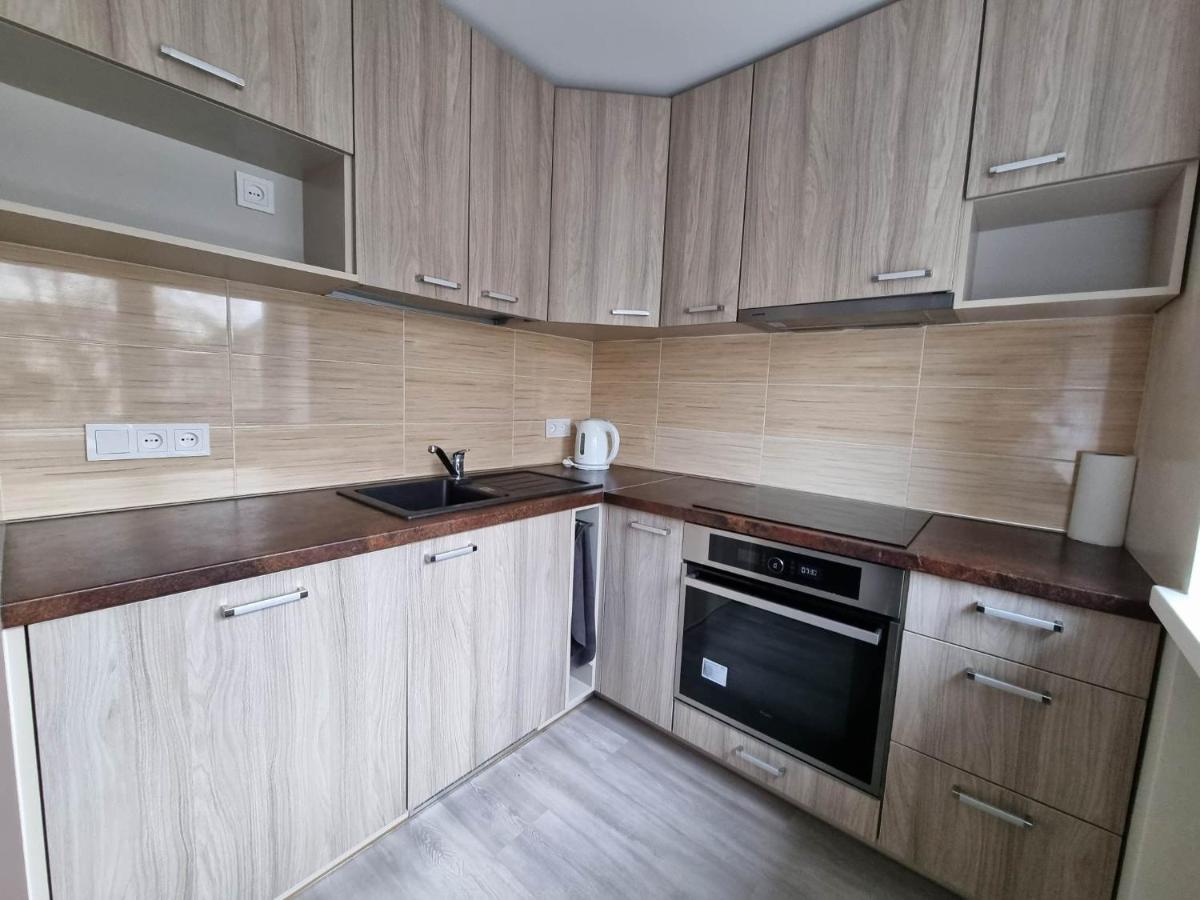 Prie Žemaičio Šiaurinis - Housity