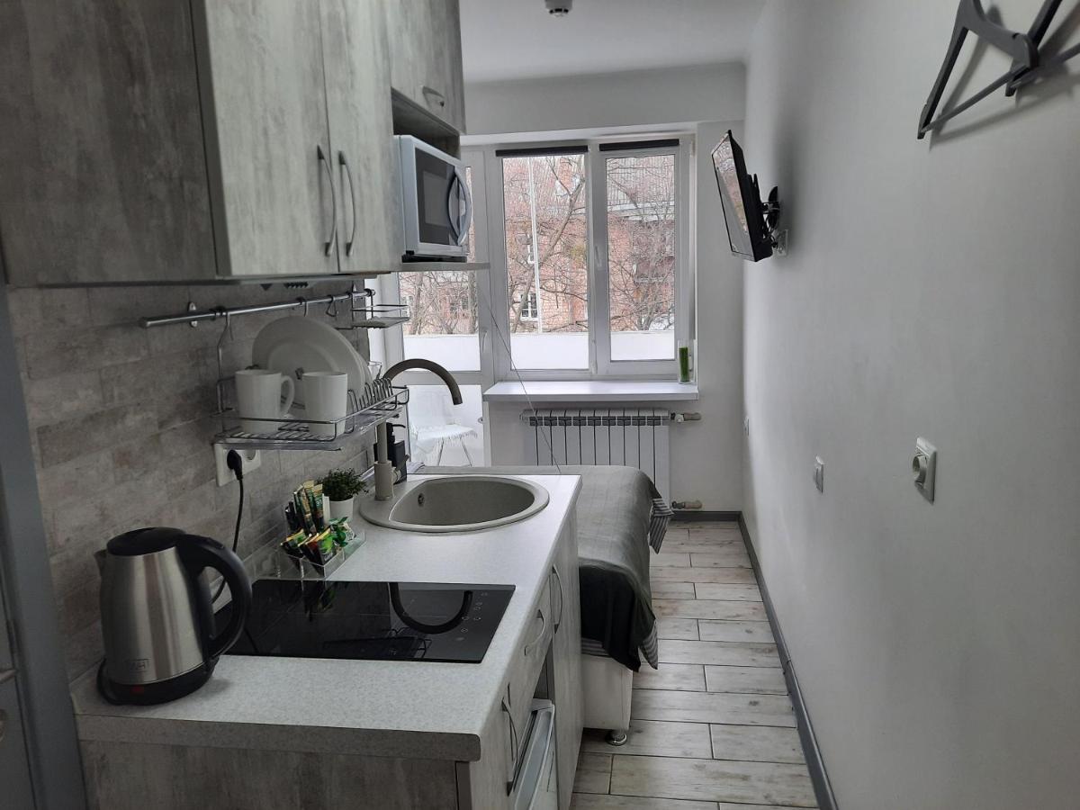 Посуточно мини-студия метро Дорогожичи Киев - Housity