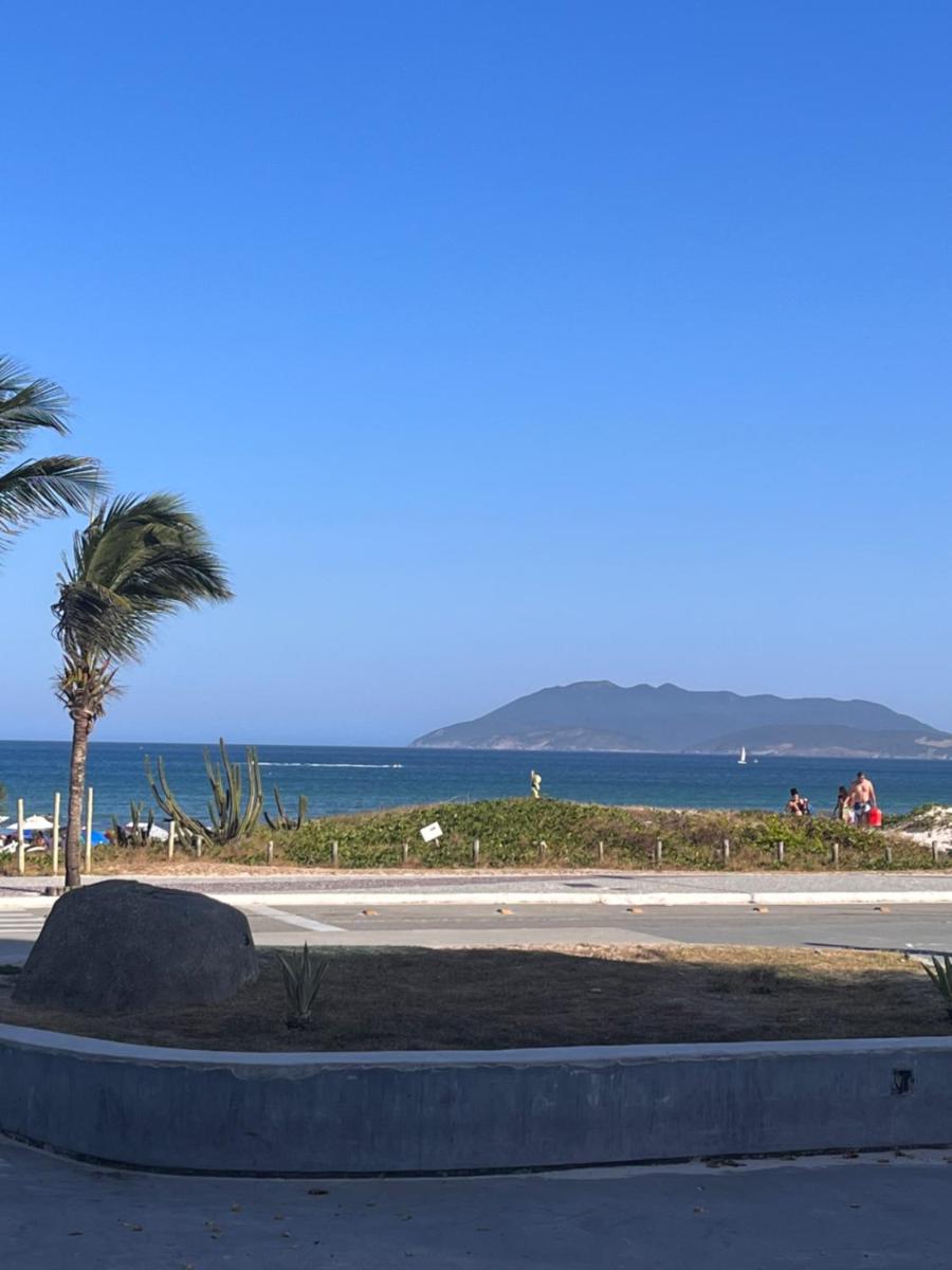 Apto na Praia do Forte - Housity