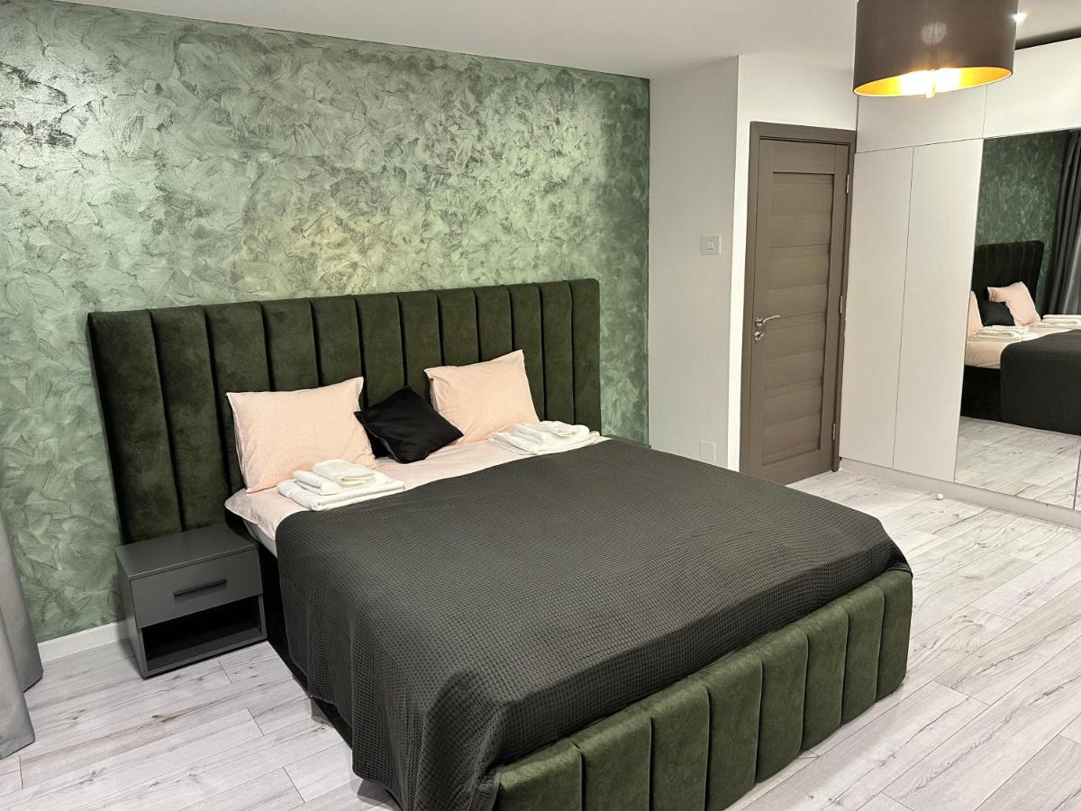 Timpuri Noi Studio - Housity