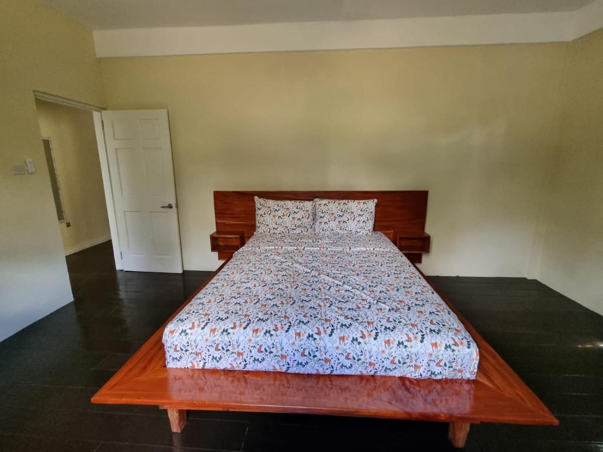 Tropical Suites - Housity