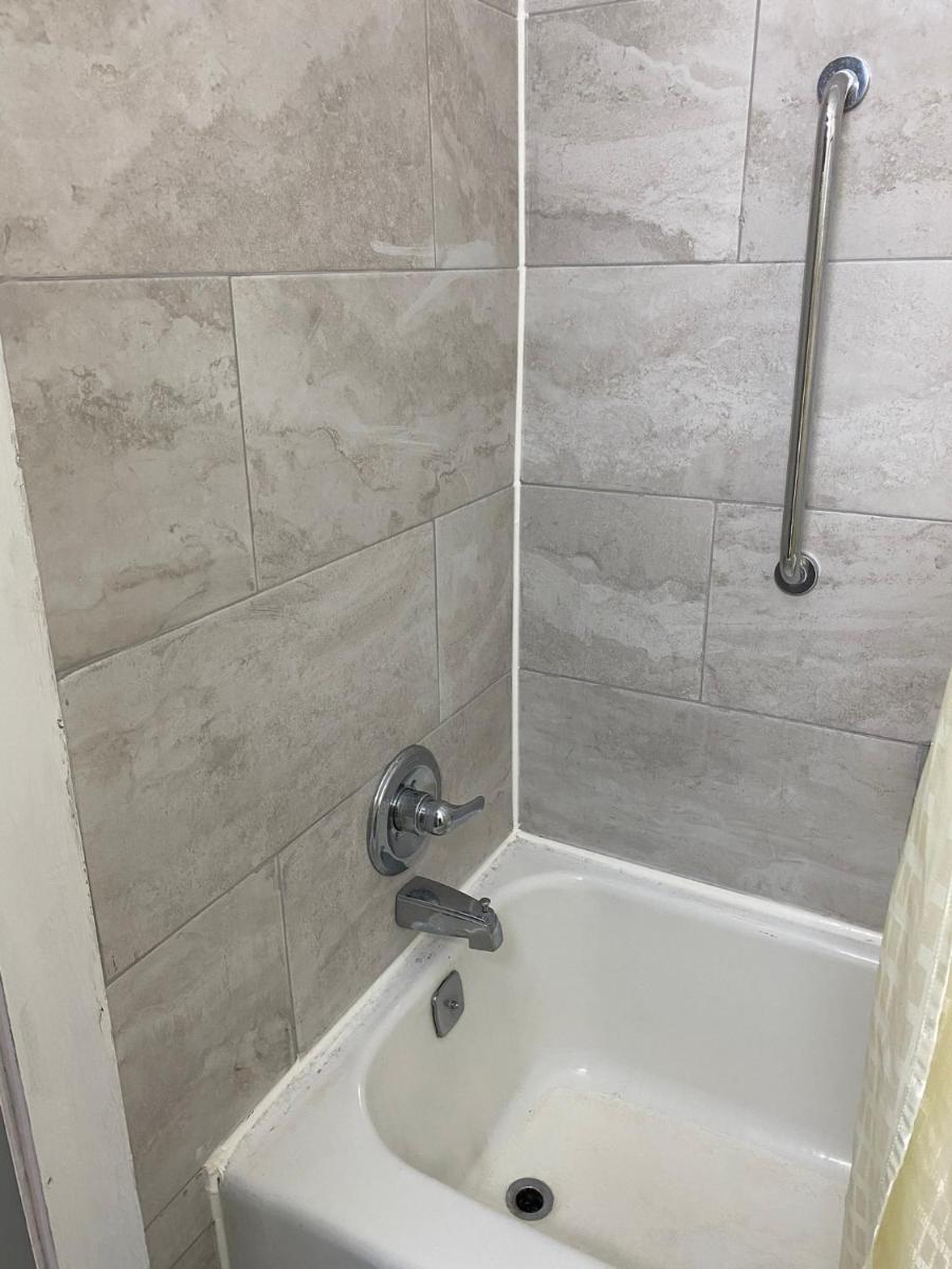 Savannah Motel - Housity