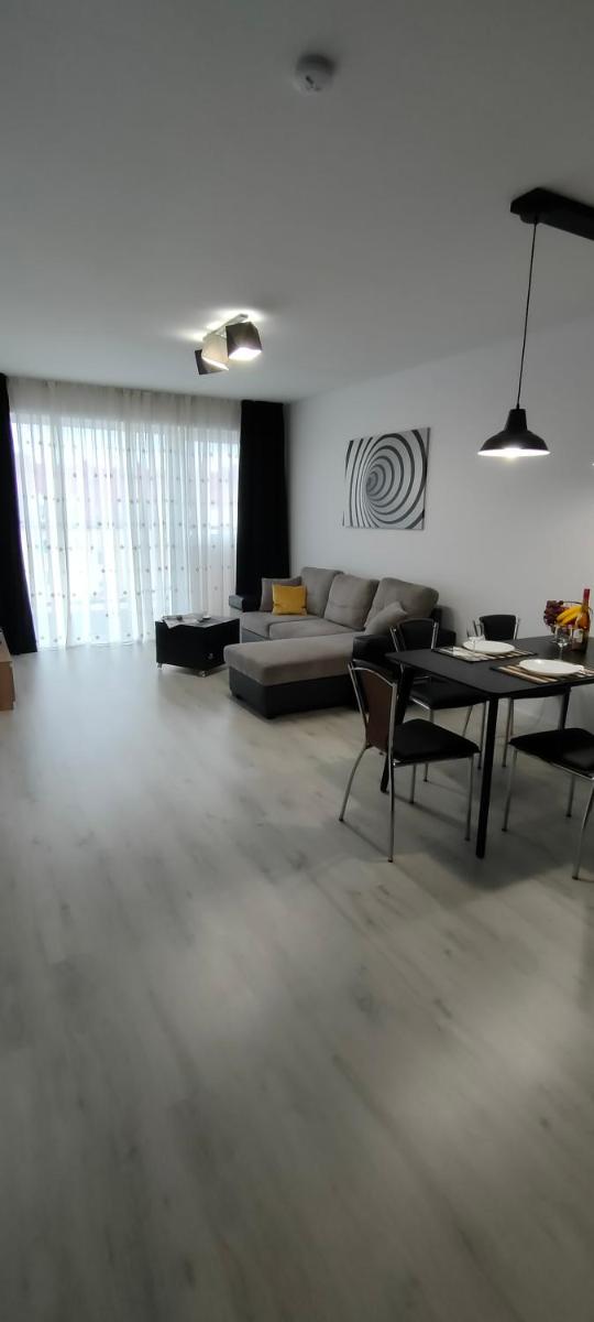 Apartament na Malczewskiego - Housity