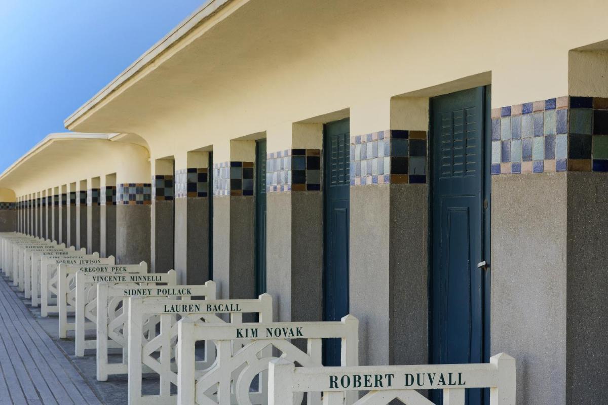 Photo de la galerie de l'établissement Hôtel Barrière L'Hôtel du Golf, à Deauville