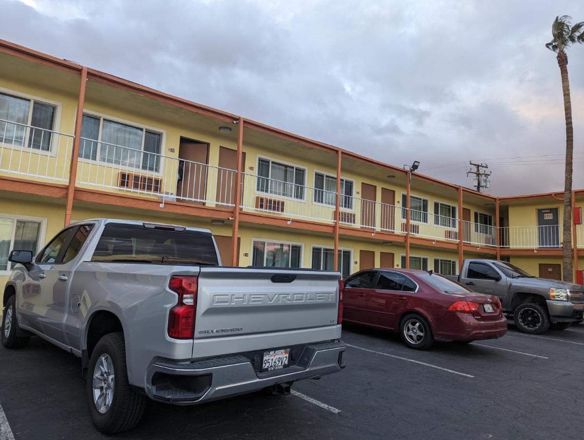 BEST MOTEL - Housity