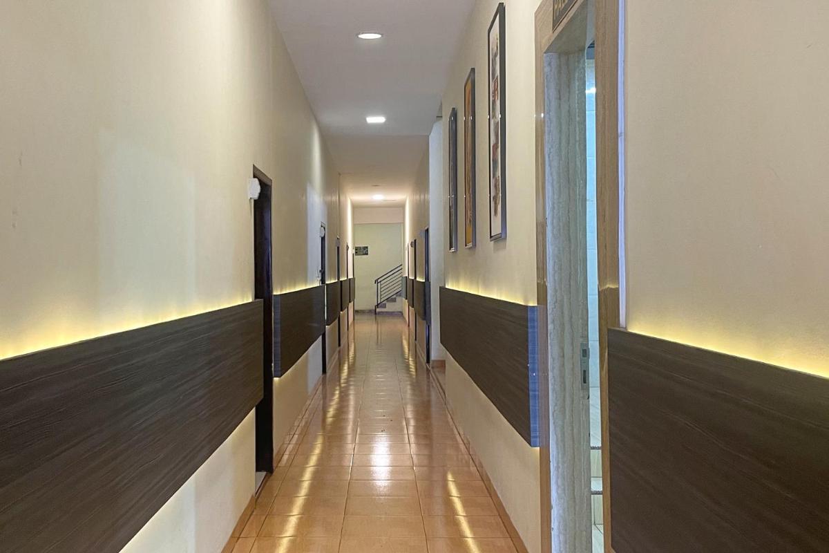 Urbanview Hotel Harapan Palopo - Housity