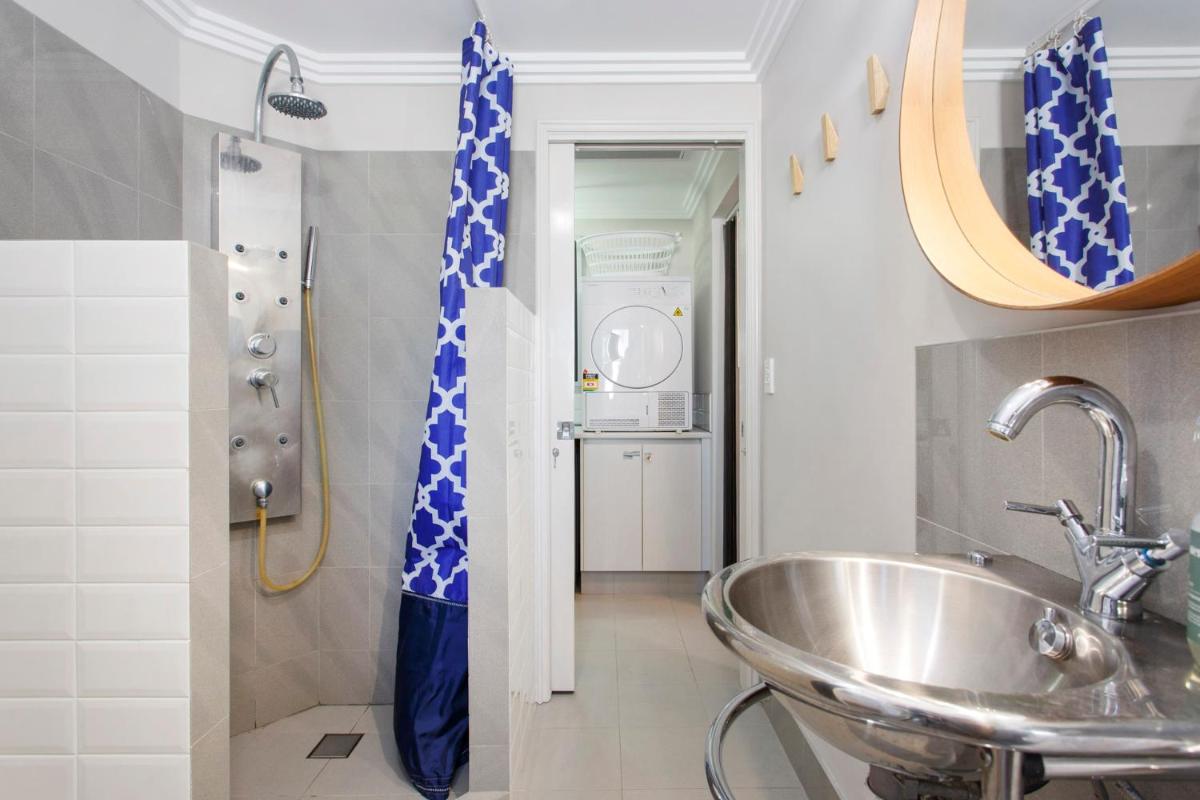 Bambino 438 - Housity