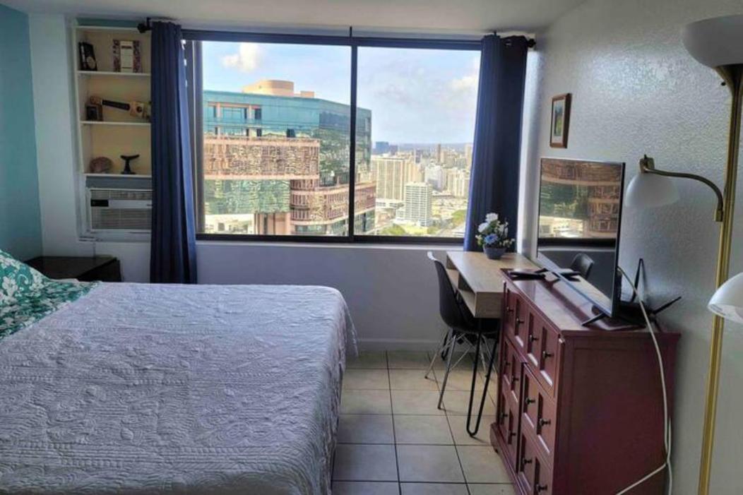 Suitetrails - Waikiki Condo High Floor Views Beaches Convention Center