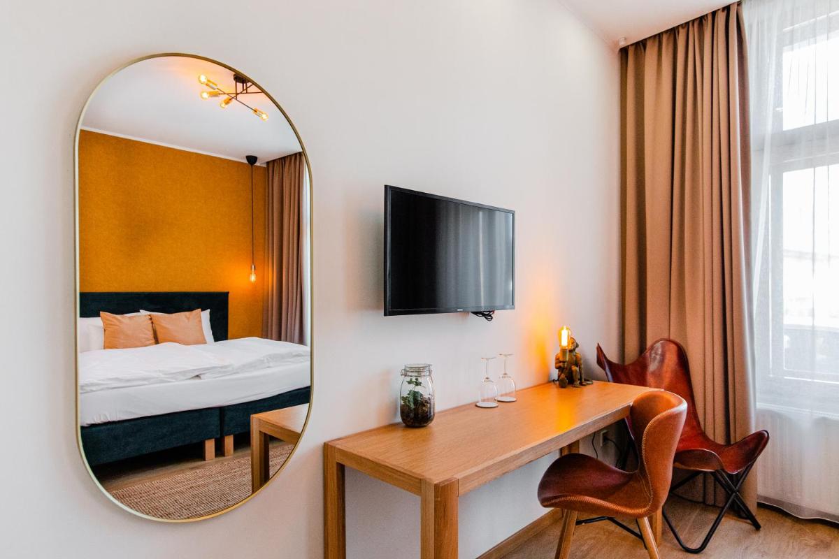H11 ROOMS ESZTERGOM - Housity