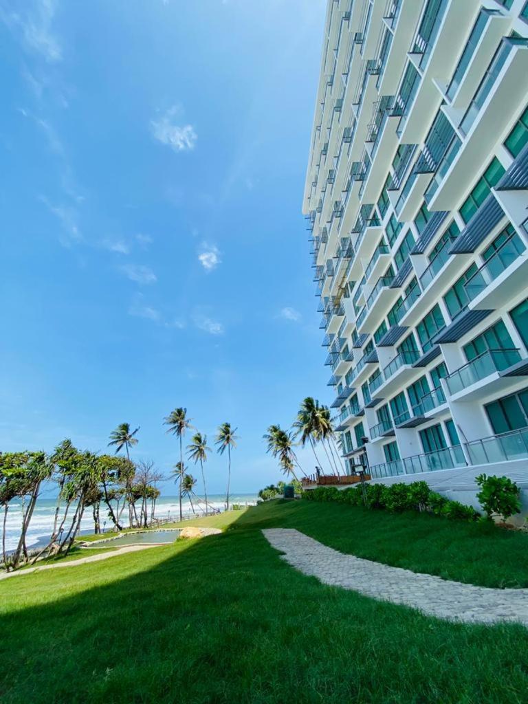 Hasara Oceanfront Apartments - Housity
