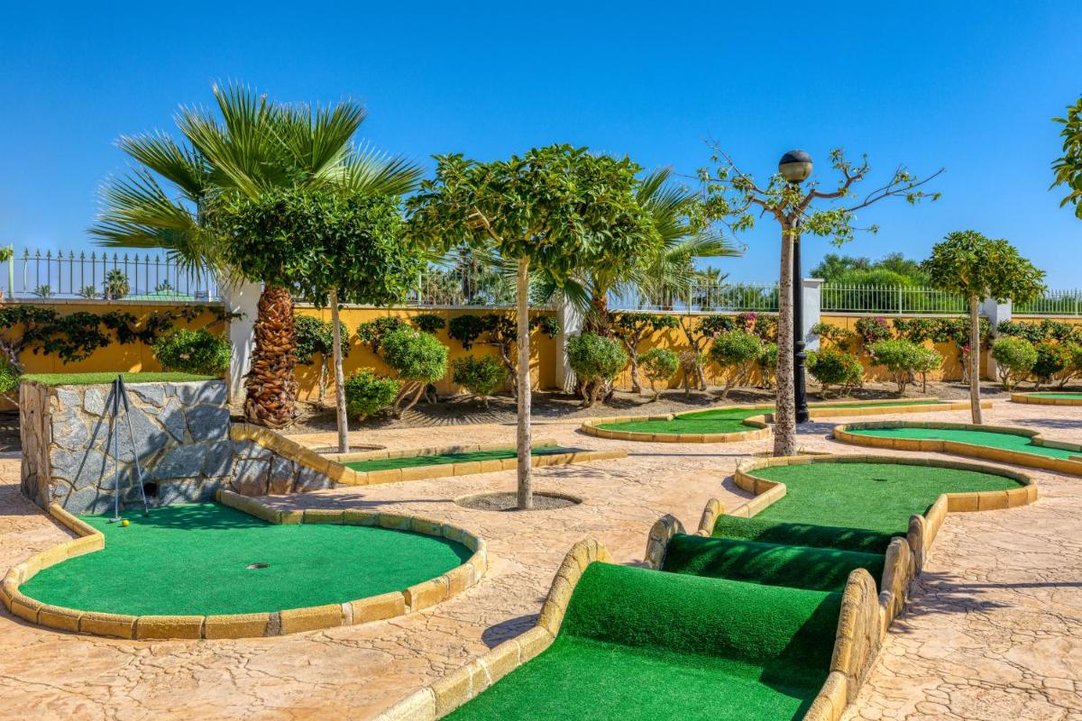 Imagen de la galería de Playazimbali, en Vera