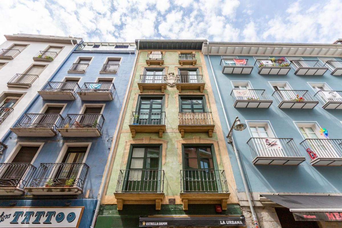 Trampantojo Apartamento en el Corazon de Pamplona - Housity