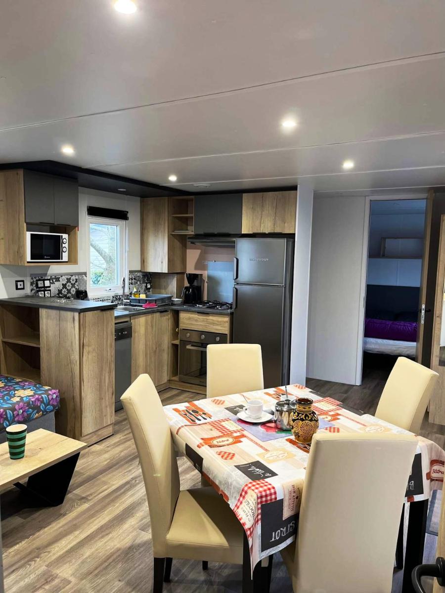 Bungalow confortable à Onzain avec piscine partagée - Housity