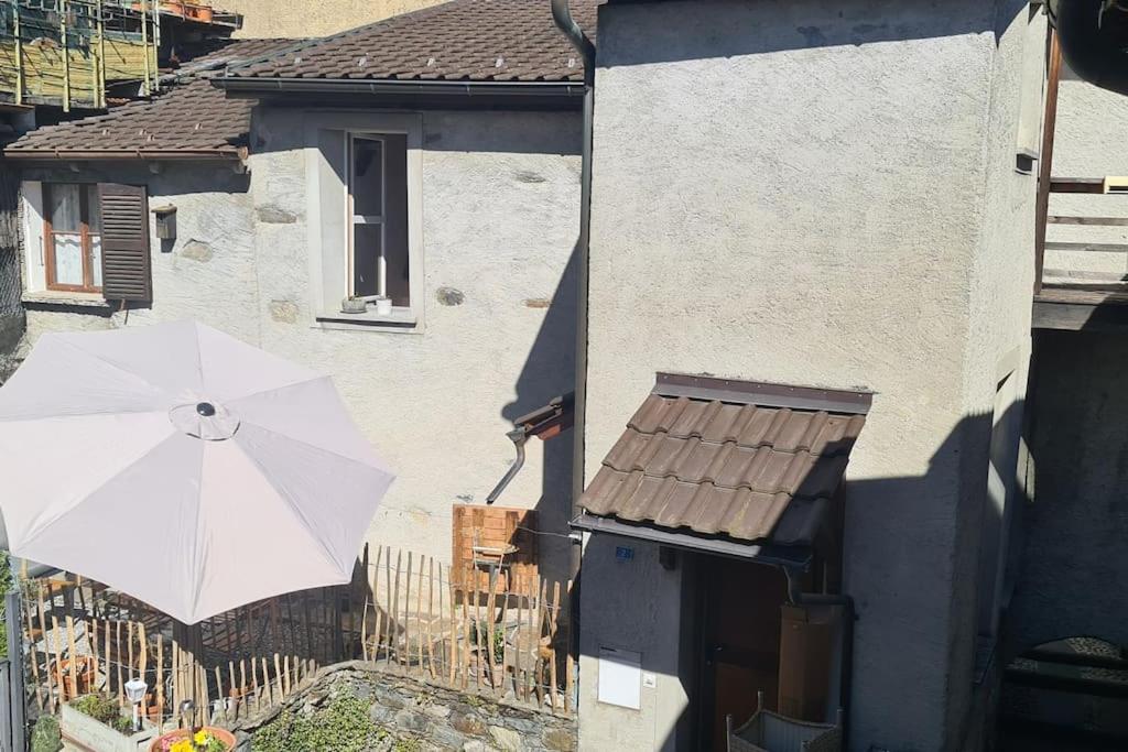 Spacious house in village center with a view - Housity