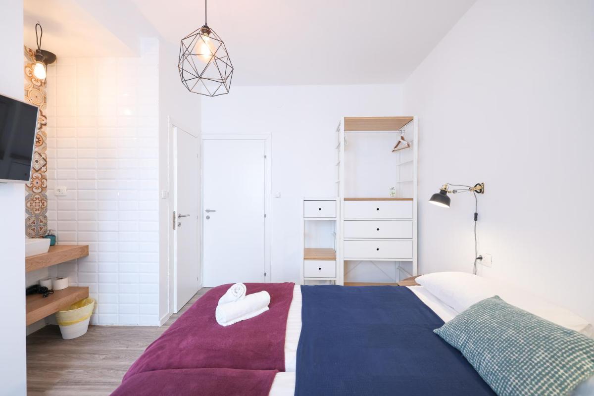 Rooms lopwi Old town Ground floor - Housity
