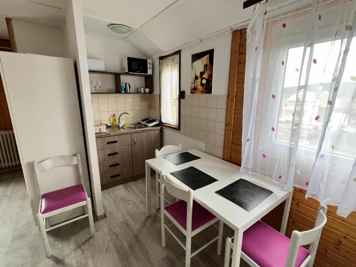 A Festő Vendégháza / The Painter's Guest House - Housity