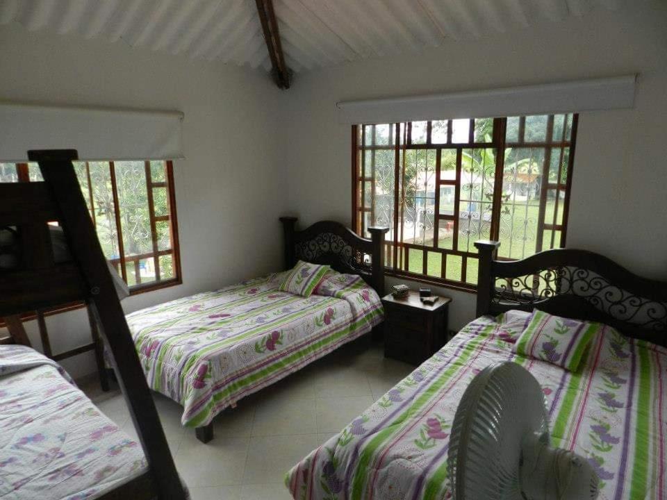 Finca Vacacional La Reina - Housity