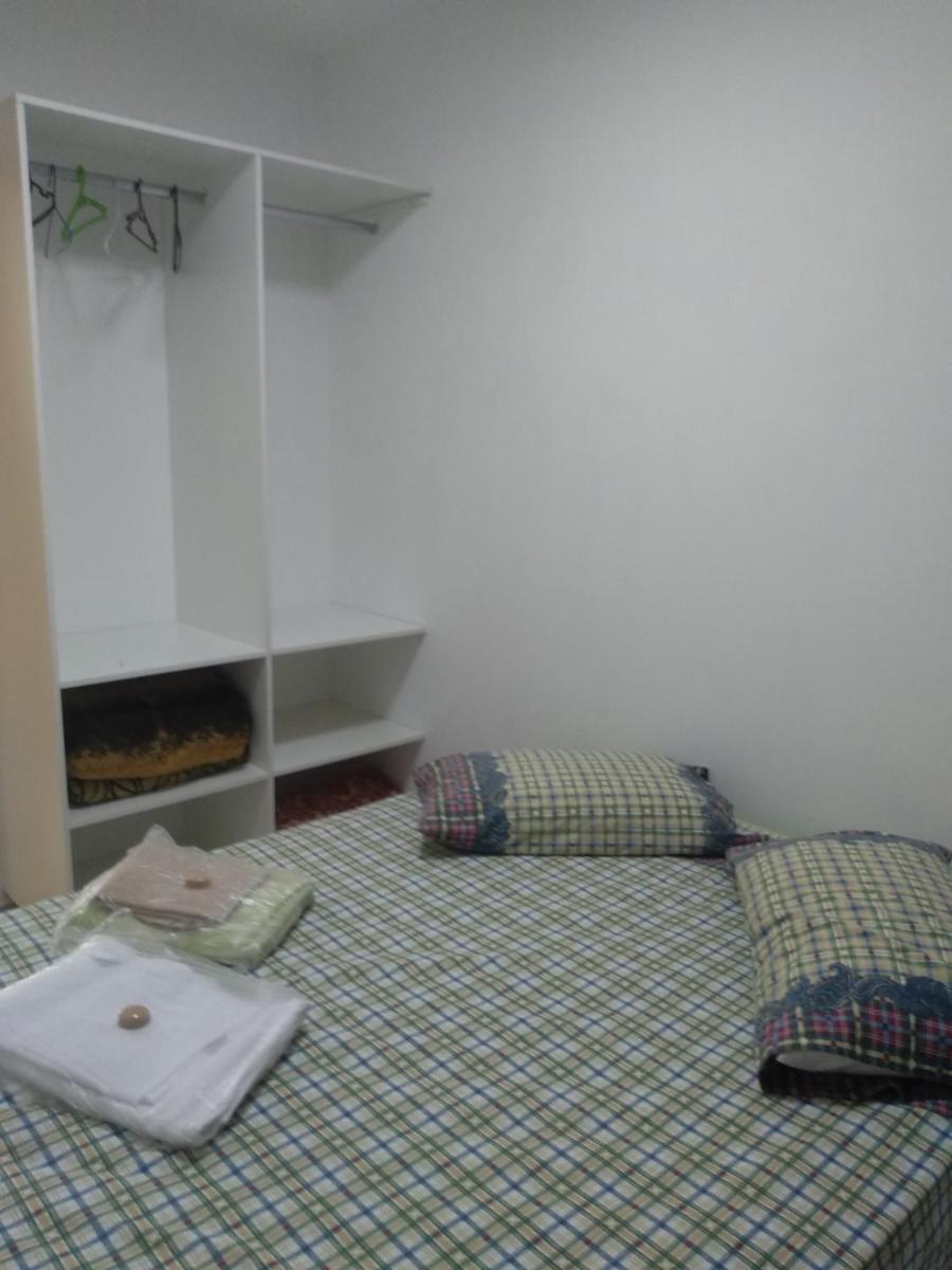 Cs6 Casa de 3 Quartos a 15min de Curitiba - Housity