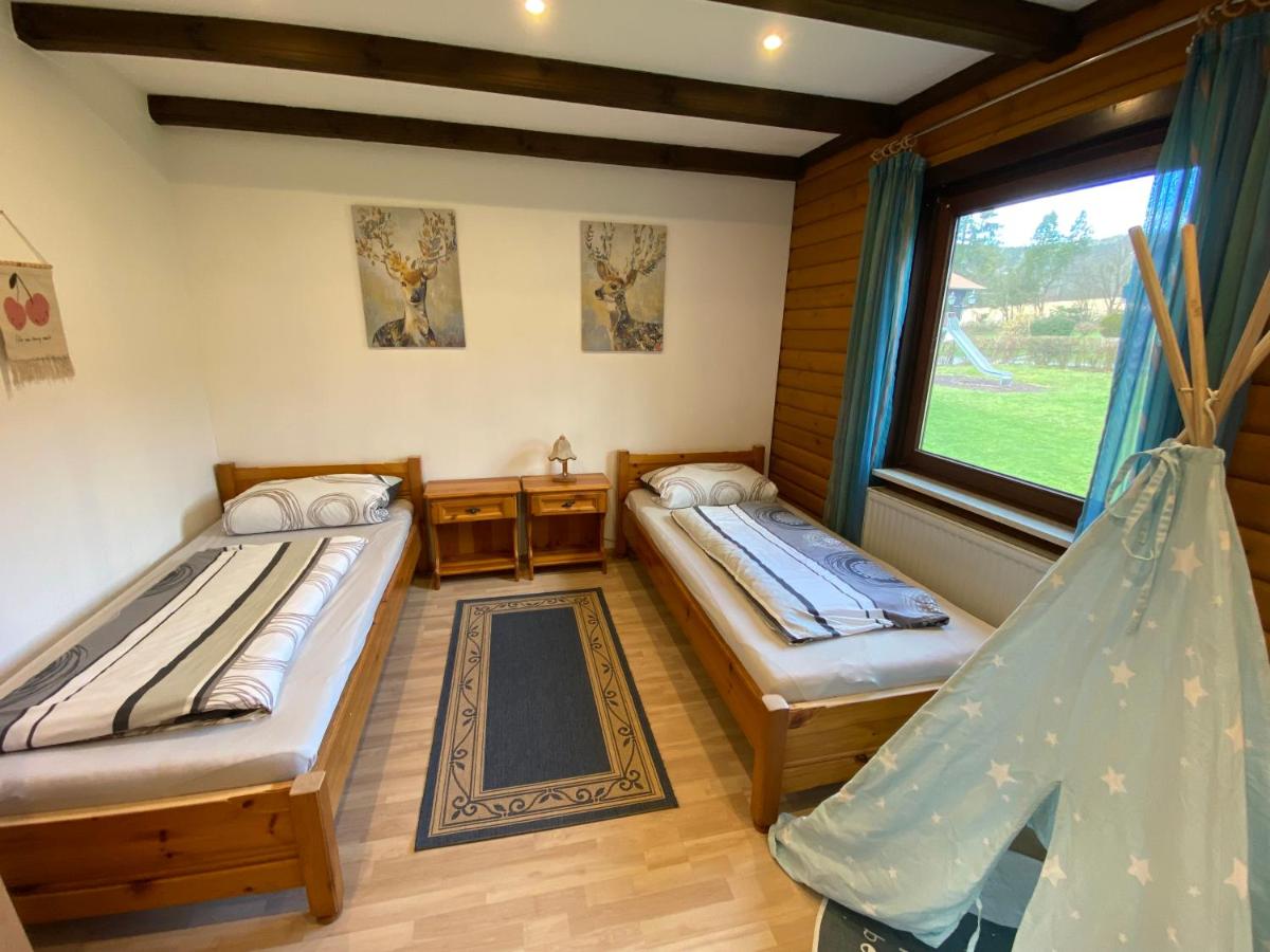 Feriendorf am Hohen Bogen Arrach Haus 69 OG - Hizvo