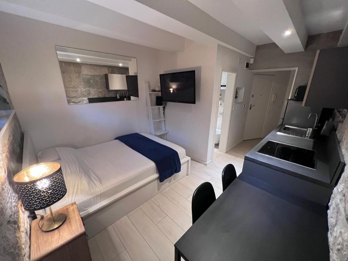 Suitetrails - Center Beach Apartament, Split, Croatia