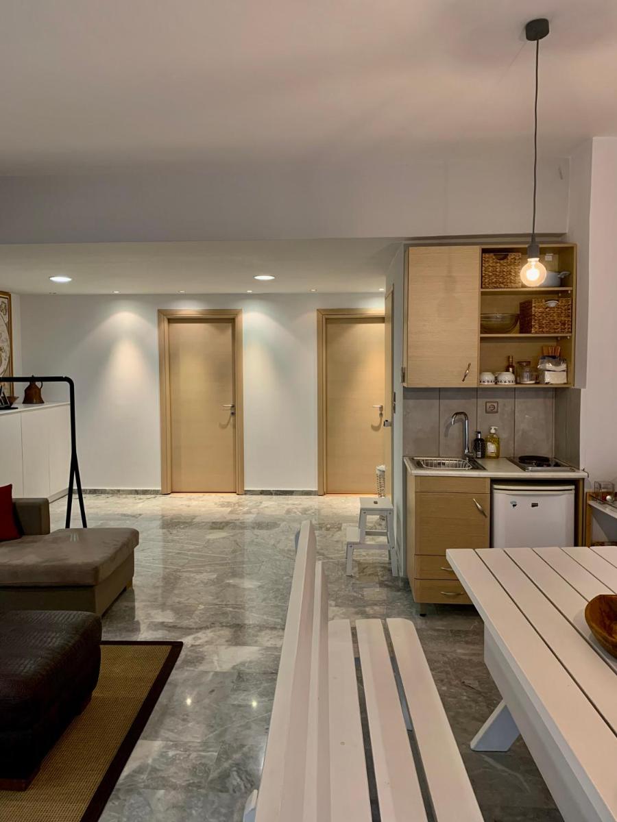 Aggelos and Thisbe Chania City Apartment - Housity