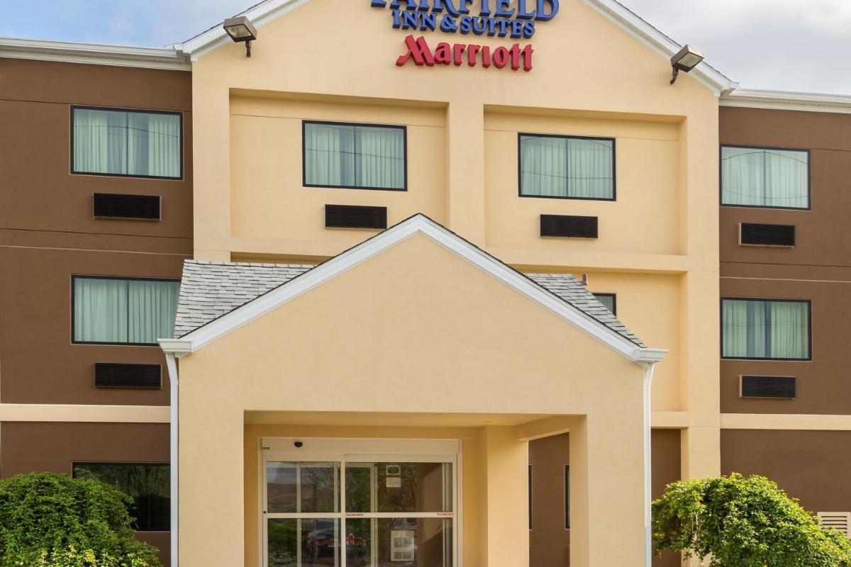 Fairfield Inn & Suites Springfield - Housity