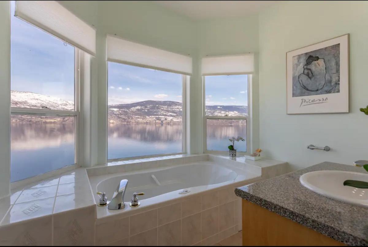 Villa in Summerland Estate Winery - Housity
