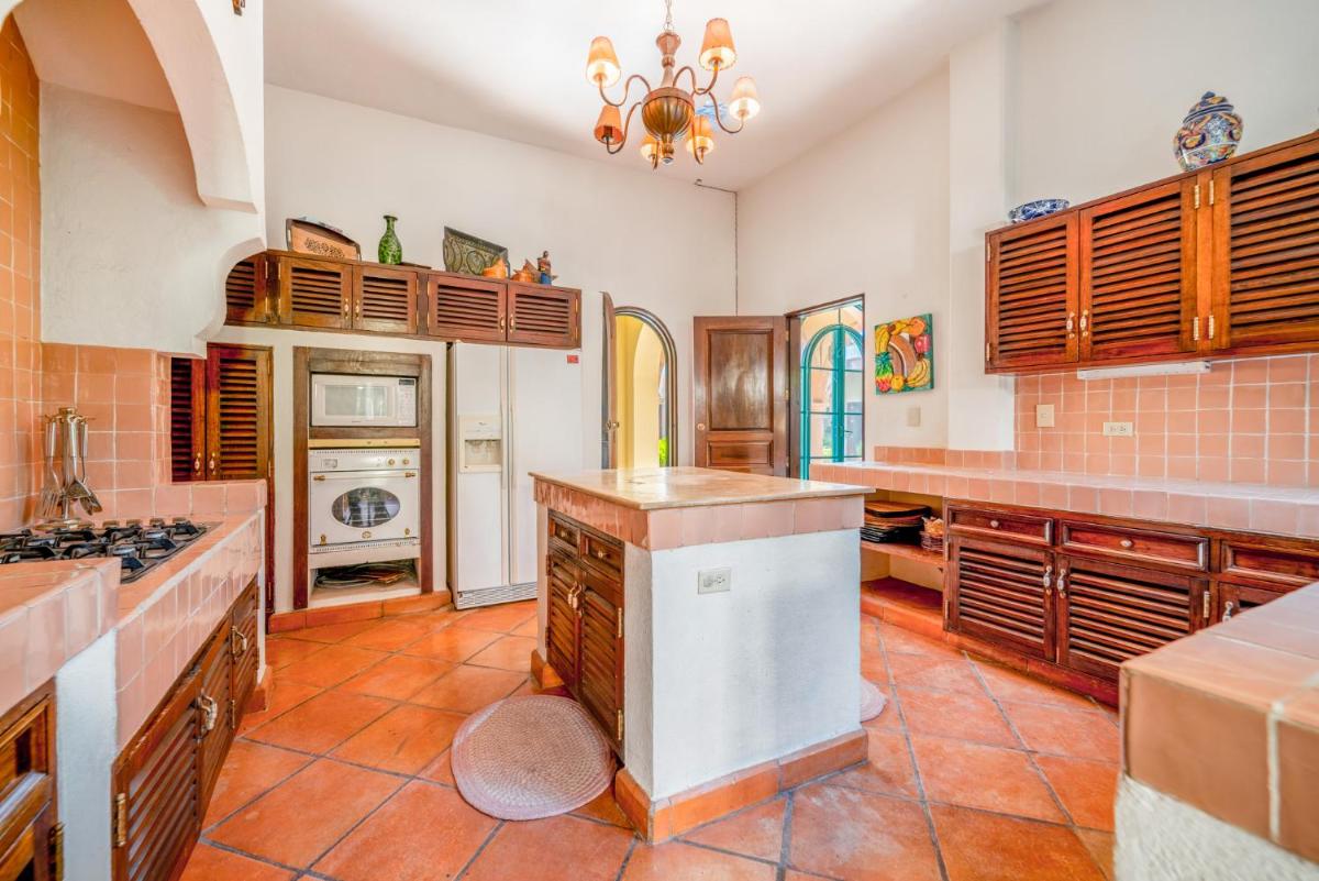 Hotel El Alba del Castillo - Housity