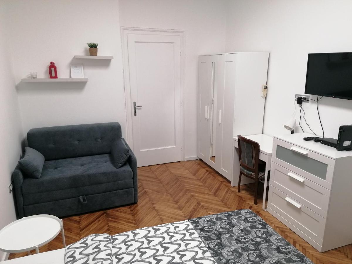 Belgrade apartment Bulevar II - Housity