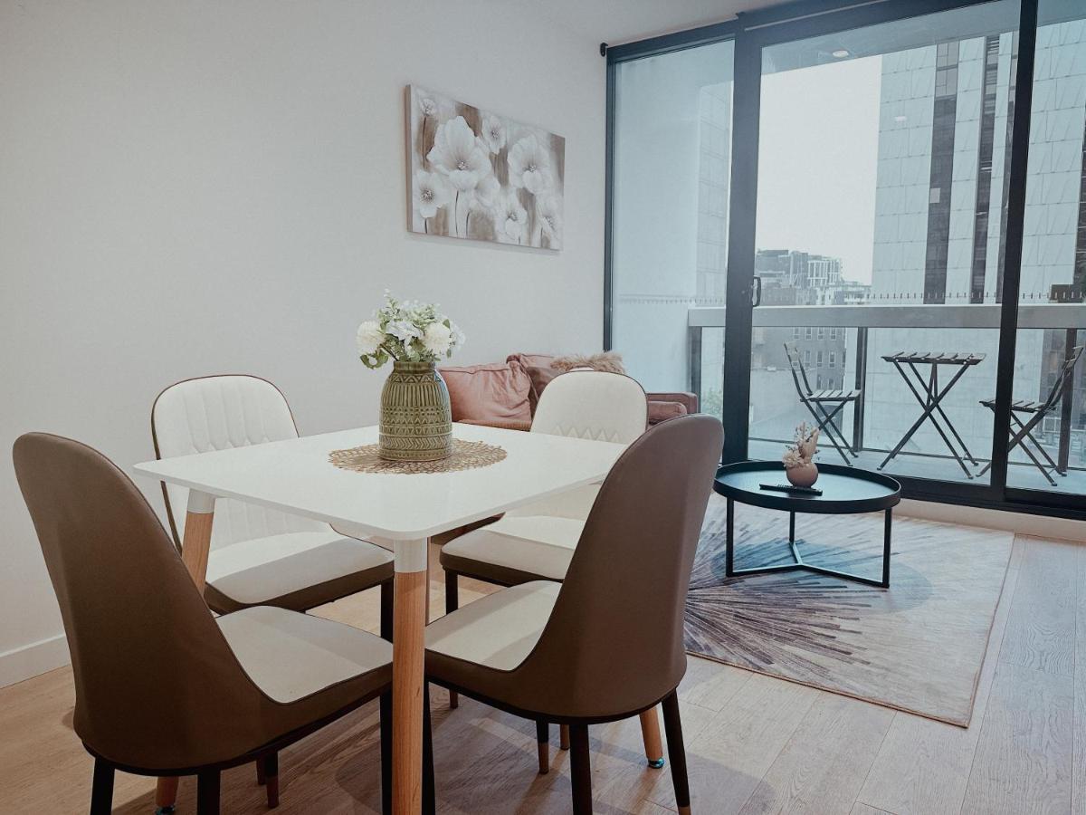 Joyful place 1BA1BR in Melbourne+WIFI - Housity