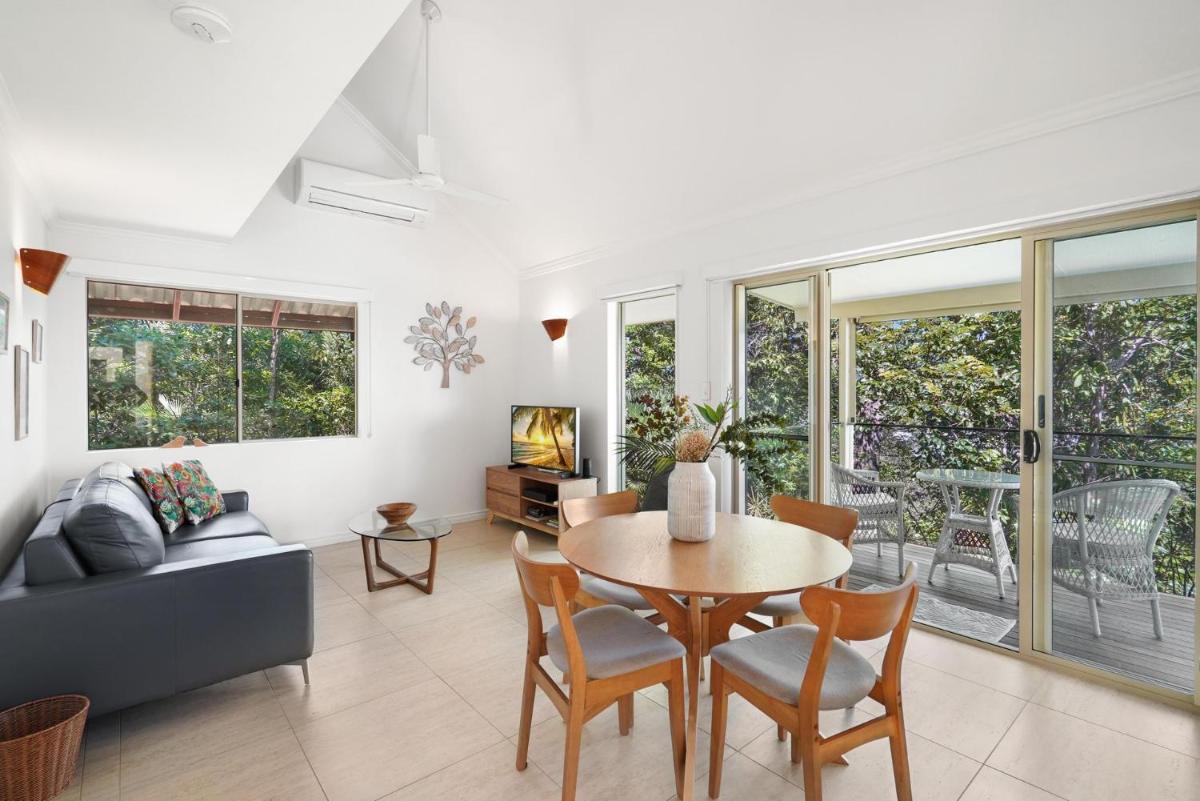 Something Wonderful 2 Bedroom By Belle Escapes - Housity