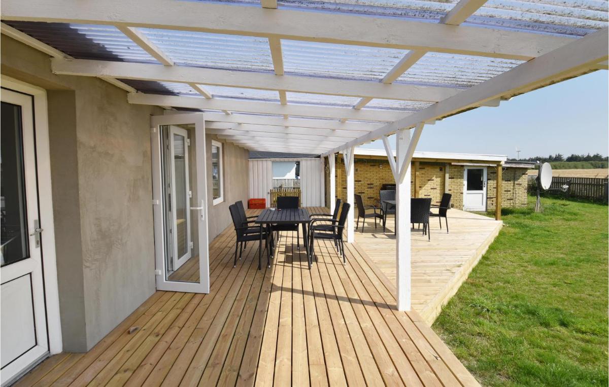 Awesome Home In Harboøre With Kitchen - Housity