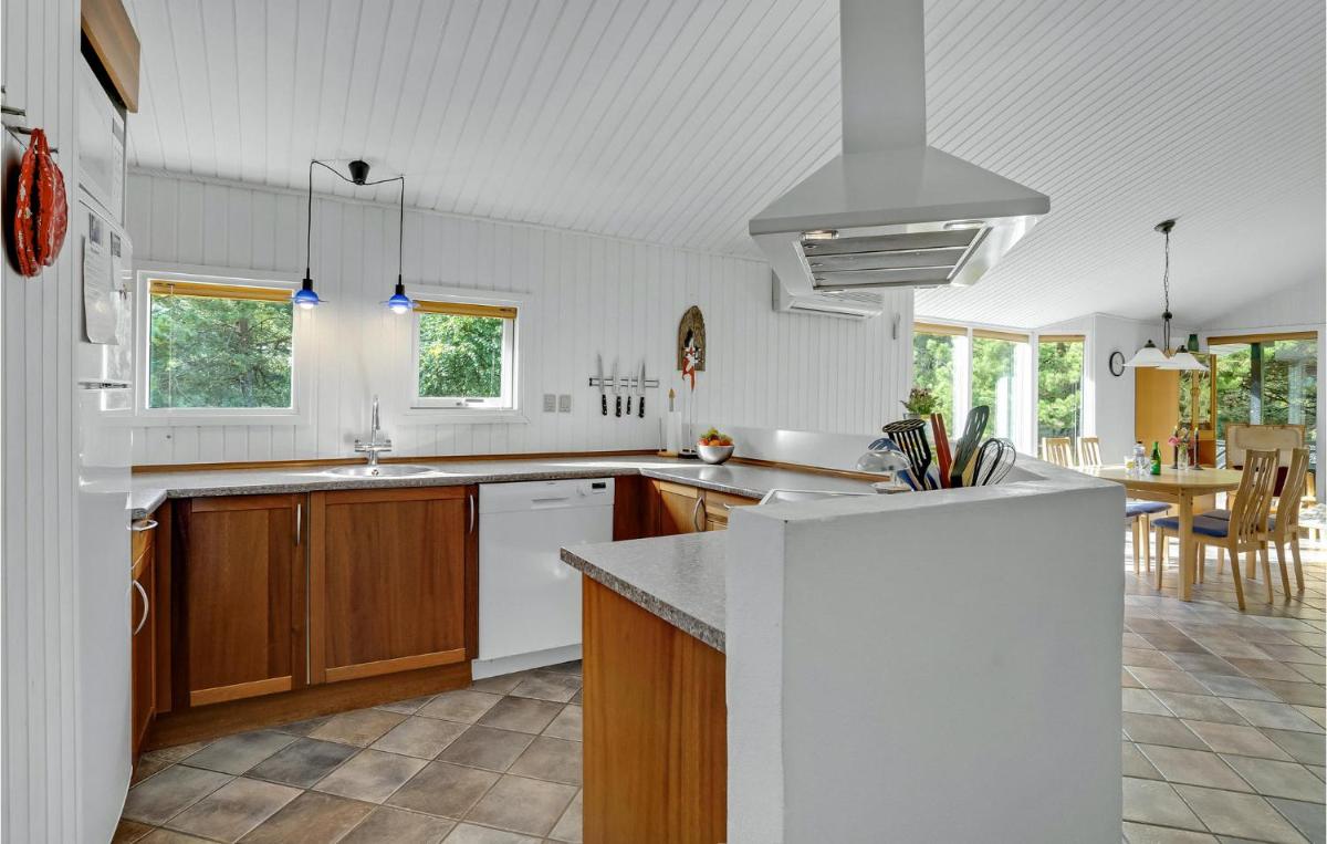 Stunning Home In Fjerritslev With Sauna - Housity