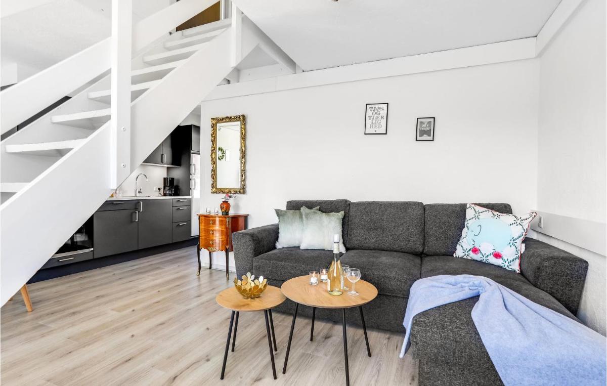 2 Bedroom Nice Apartment In Allinge - Housity