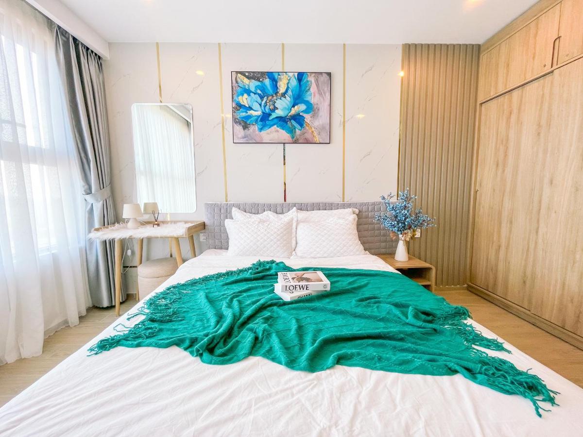 Suitetrails - Julie's House - The Sóng Vũng Tàu Condotel Căn hộ biển 5 sao hồ bơi vô cực - The Song Vung Tau Condotel 5-star beach view apartment with infinity pool