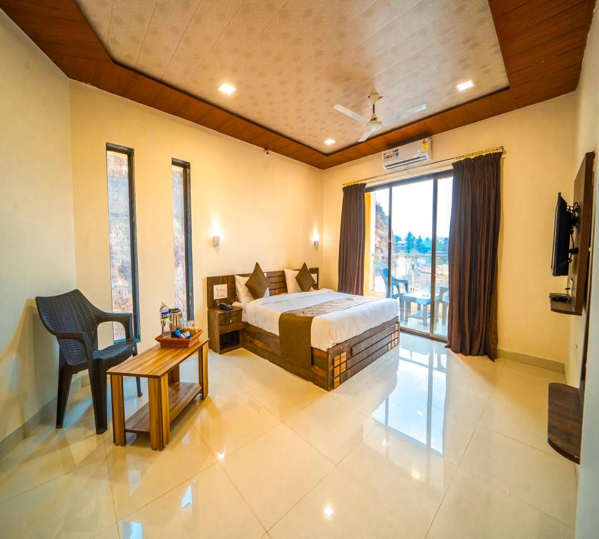 Suitetrails - Vrindavan Resort