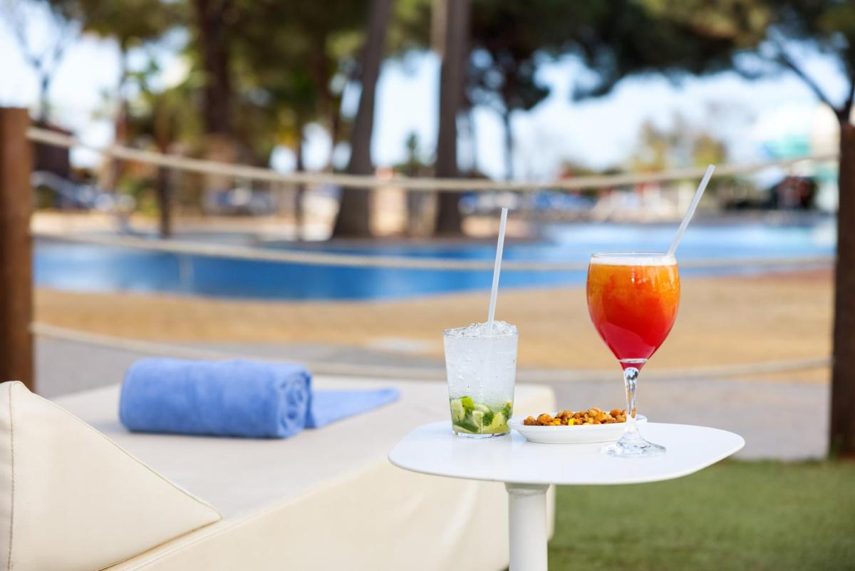 Bebidas en Playacartaya