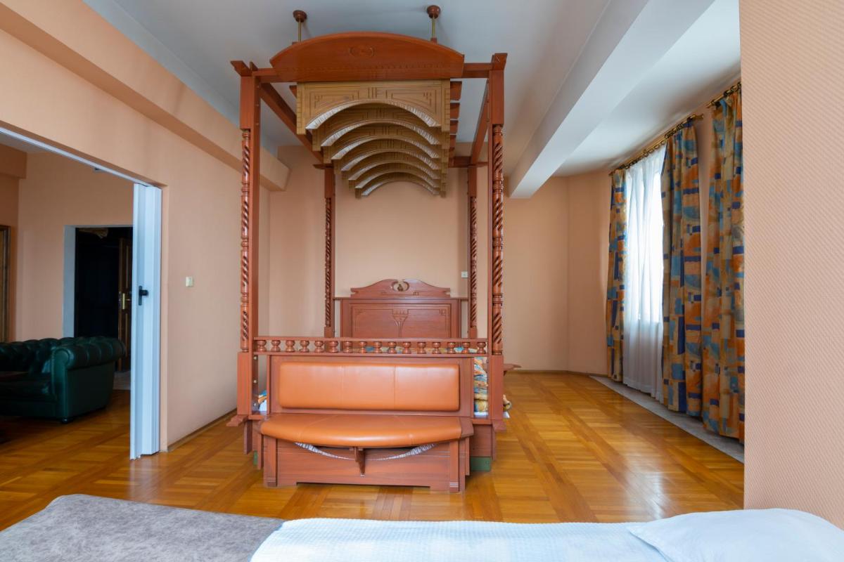 Hotel Slaviani - Housity