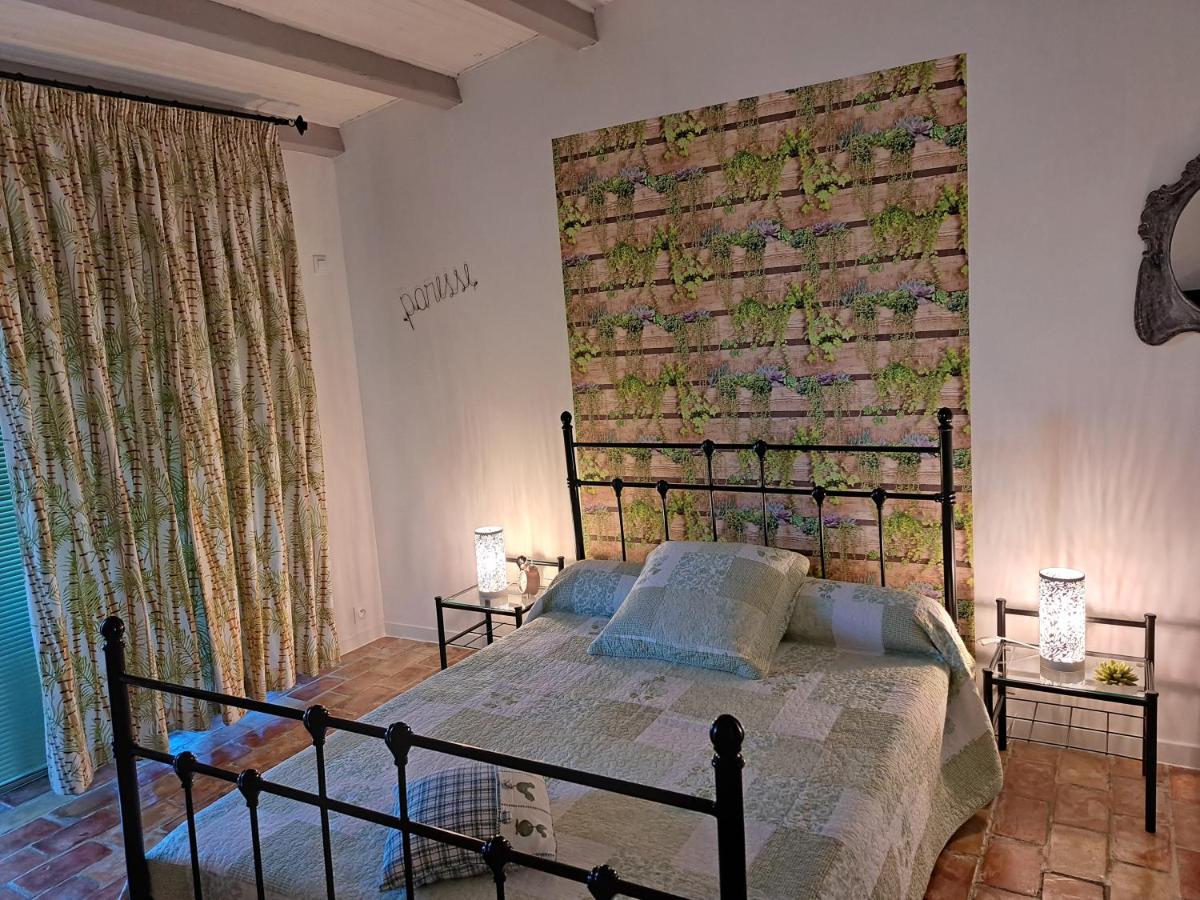 Lou Pin dou Papet - Housity