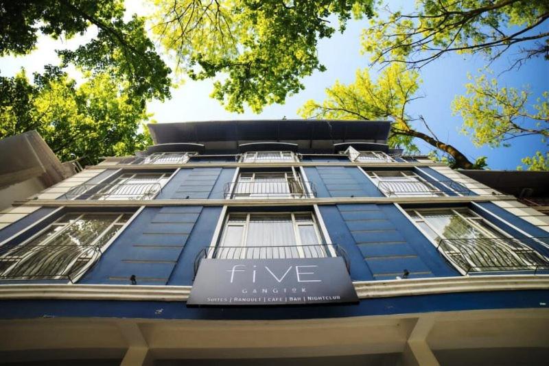 Five Gangtok - Housity